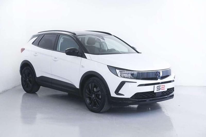 Usata Opel Grandland X GS Line 131 CV (96 kW) 2022 Bianco SUV