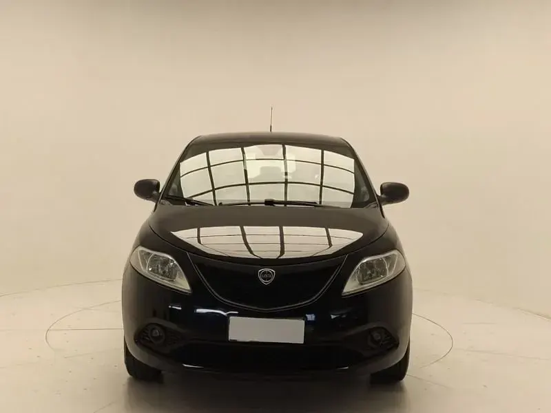 Usata Lancia Ypsilon 69 CV (50 kW) 2019 Utilitaria