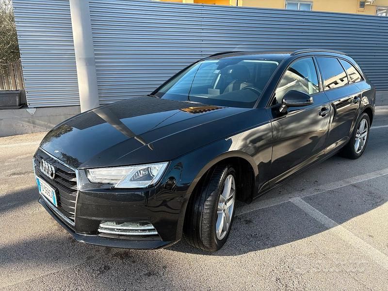 Usata Audi A4 150 CV (110 kW) 2016 Nero Station wagon