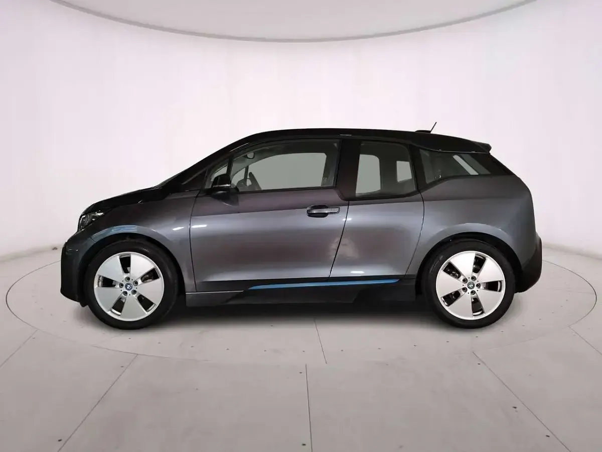Usata BMW i3 Comfort Edition 75 kW (102 CV) 2022 Mineral grey Utilitaria