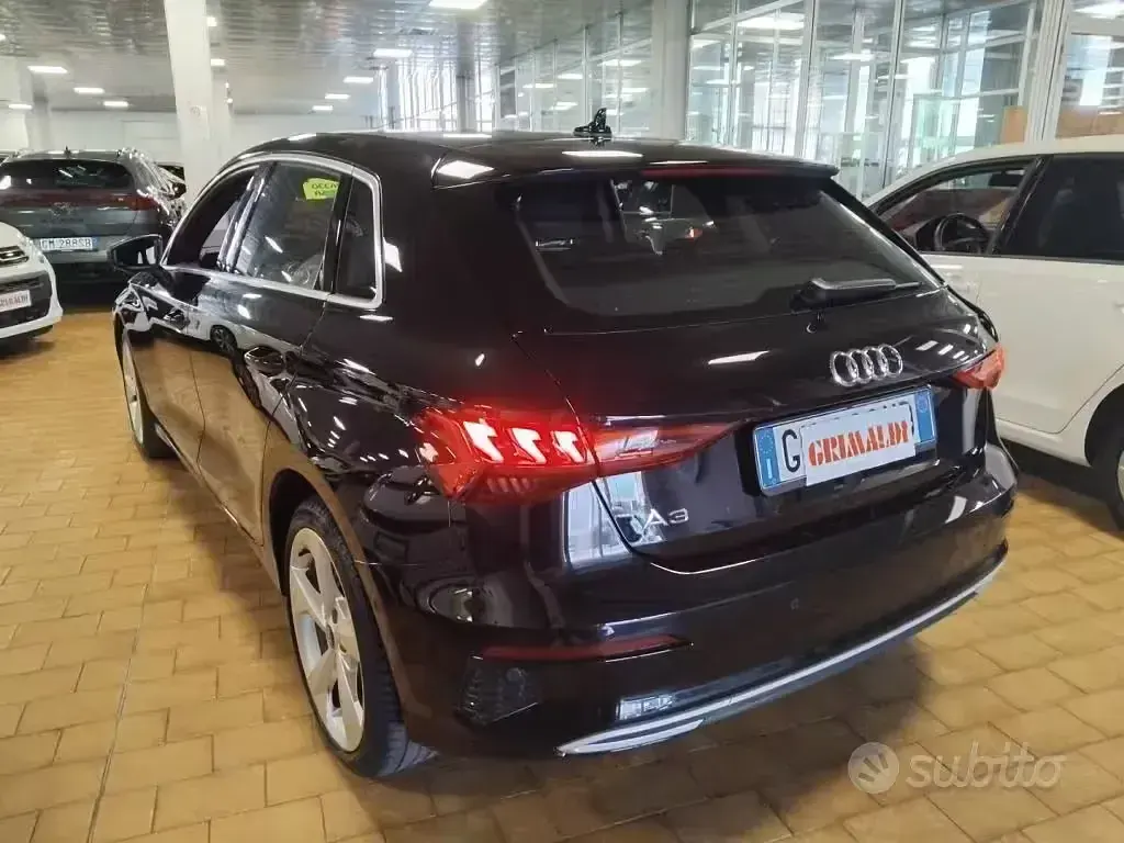 Usata Audi A3 Ambiente 110 CV (80 kW) 2023 Grigio Berlina