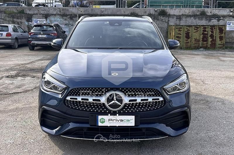 Usata Mercedes GLA200 Premium 150 CV (110 kW) 2023 Blu SUV