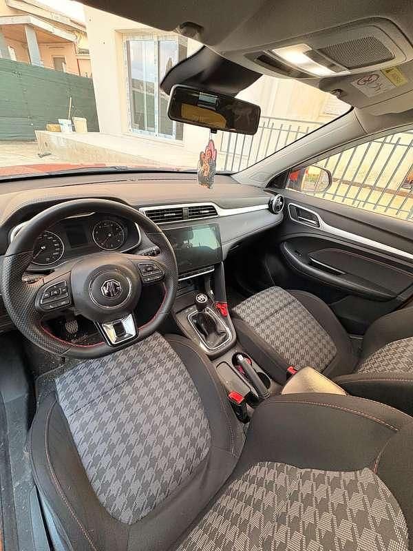 Usata MG ZS Comfort 106 CV (77 kW) 2022 Arancione SUV