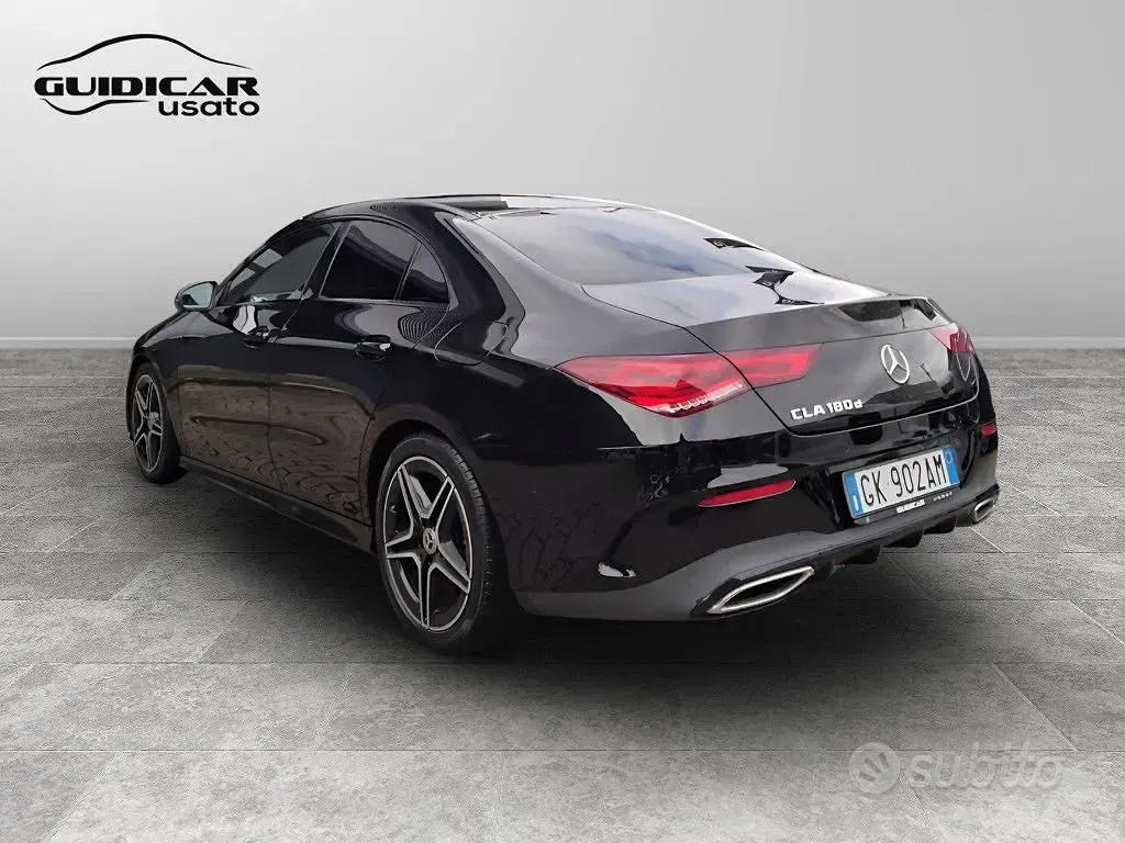 Gebraucht Mercedes CLA180 Premium 116 PS (85 kW) 2022 Schwarz Limousine