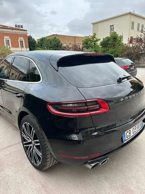 Usata Porsche Macan 252 CV (185 kW) 2018 Nero SUV