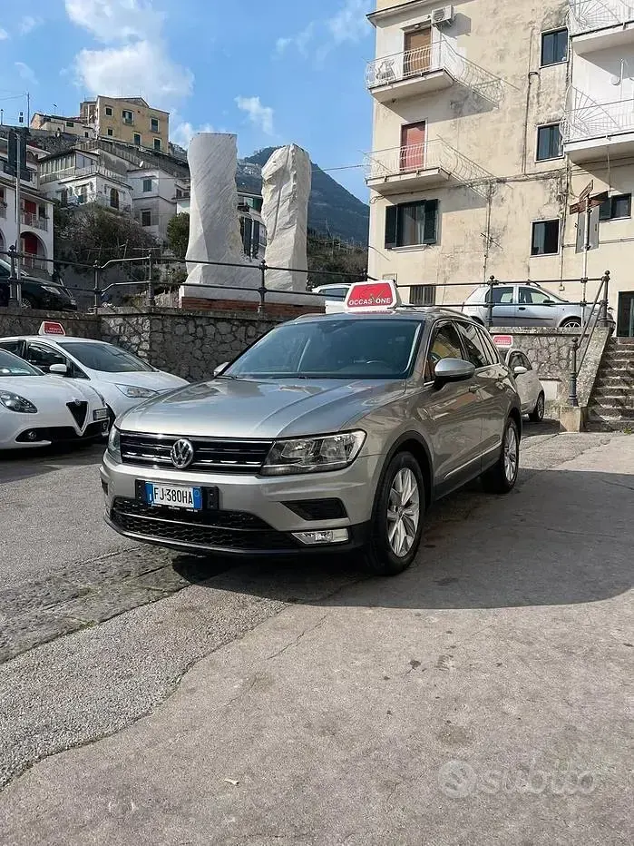 Usata VW Tiguan Business 150 CV (110 kW) 2017 Grigio SUV