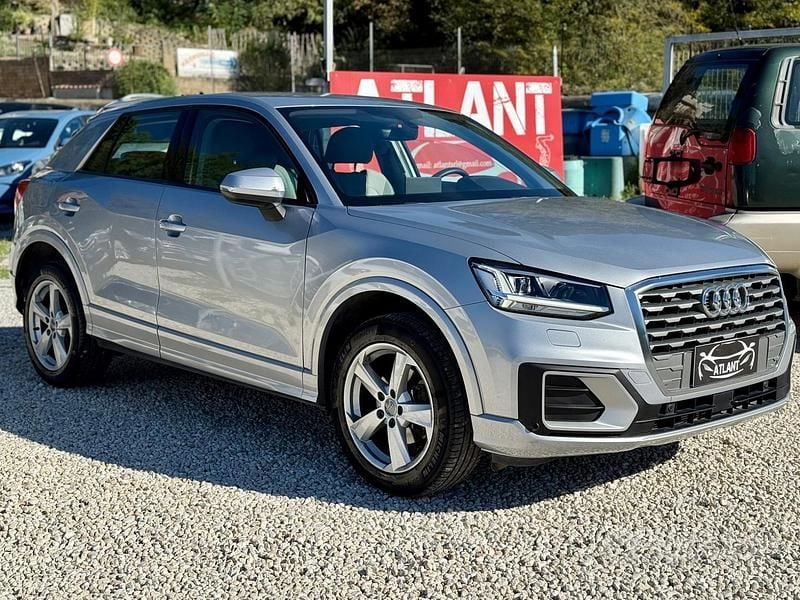 Usata Audi Q2 150 CV (110 kW) 2020 Argento SUV