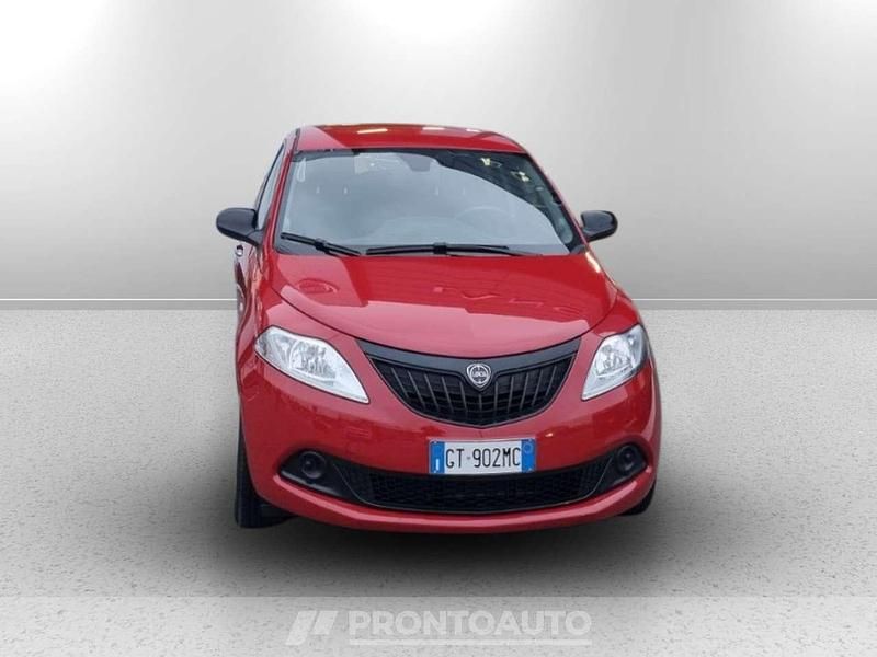 Usata Lancia Ypsilon S 70 CV (51 kW) 2024 Rosso Utilitaria