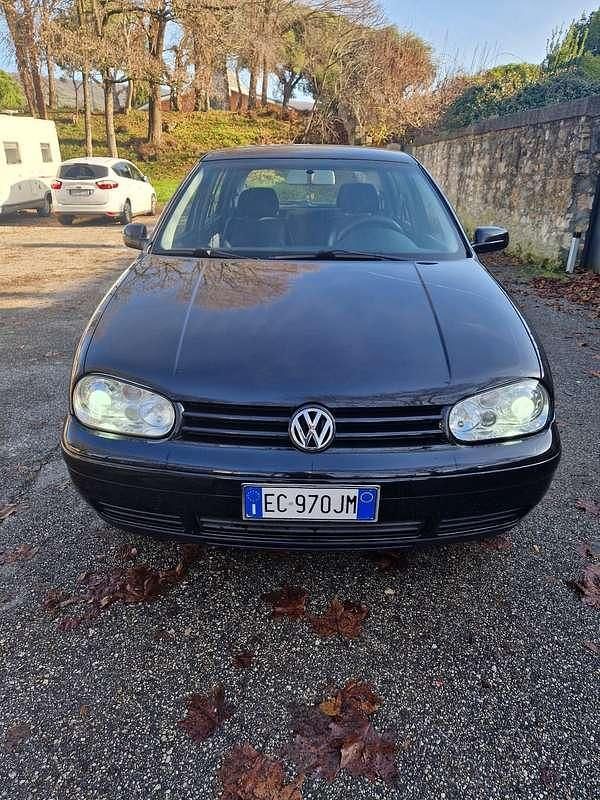 Usata VW Golf IV 110 CV (80 kW) 2001 Berlina