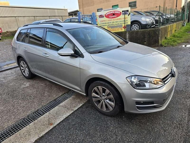 Usata VW Golf VII Executive 110 CV (80 kW) 2017 Grigio Station wagon