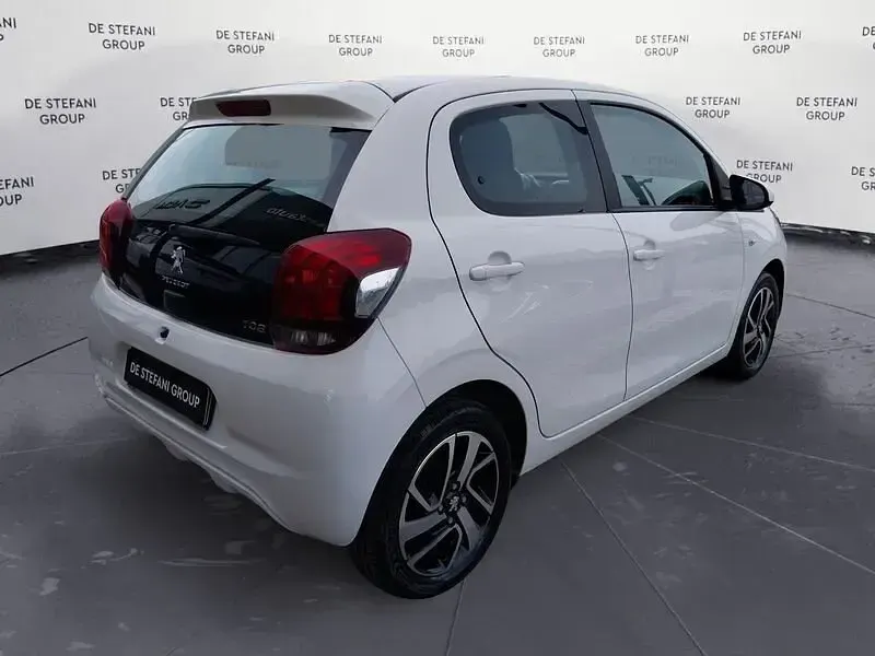 Usata Peugeot 108 Allure 72 CV (52 kW) 2021 Bianco Utilitaria