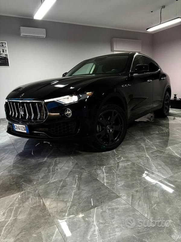 Usata Maserati Levante GranLusso 350 CV (257 kW) 2021 Nero SUV