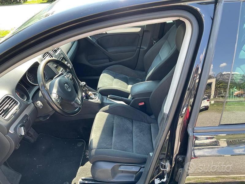 Usata VW Golf VI Highline 110 CV (80 kW) 2009 Nero Utilitaria