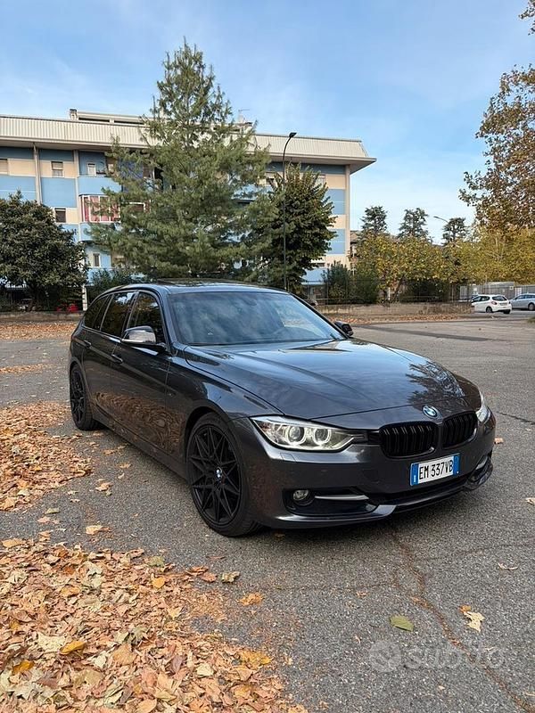 Usata 2012 BMW 330 Sport Line Station wagon | 12.000 € (Buon prezzo) - Immagine 1/4