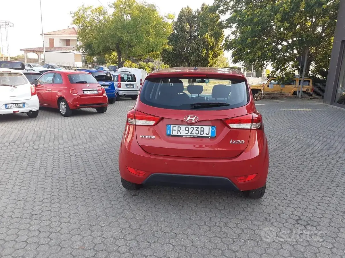 Usata Hyundai ix20 Classic 90 CV (66 kW) 2018 Rosso Utilitaria