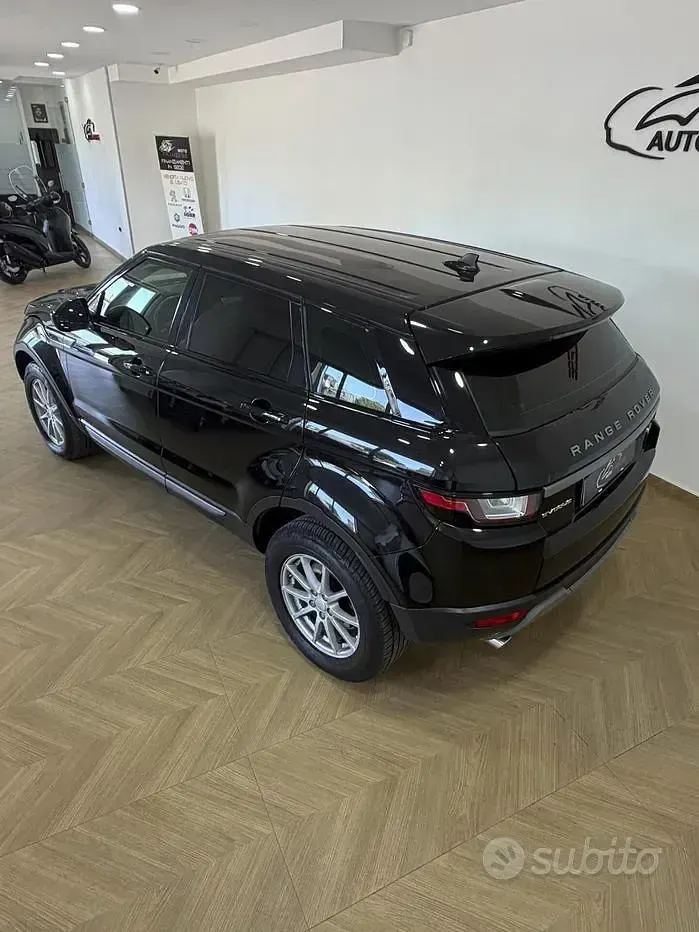 Usata Land Rover Range Rover evoque HSE 150 CV (110 kW) 2016 Nero Station wagon
