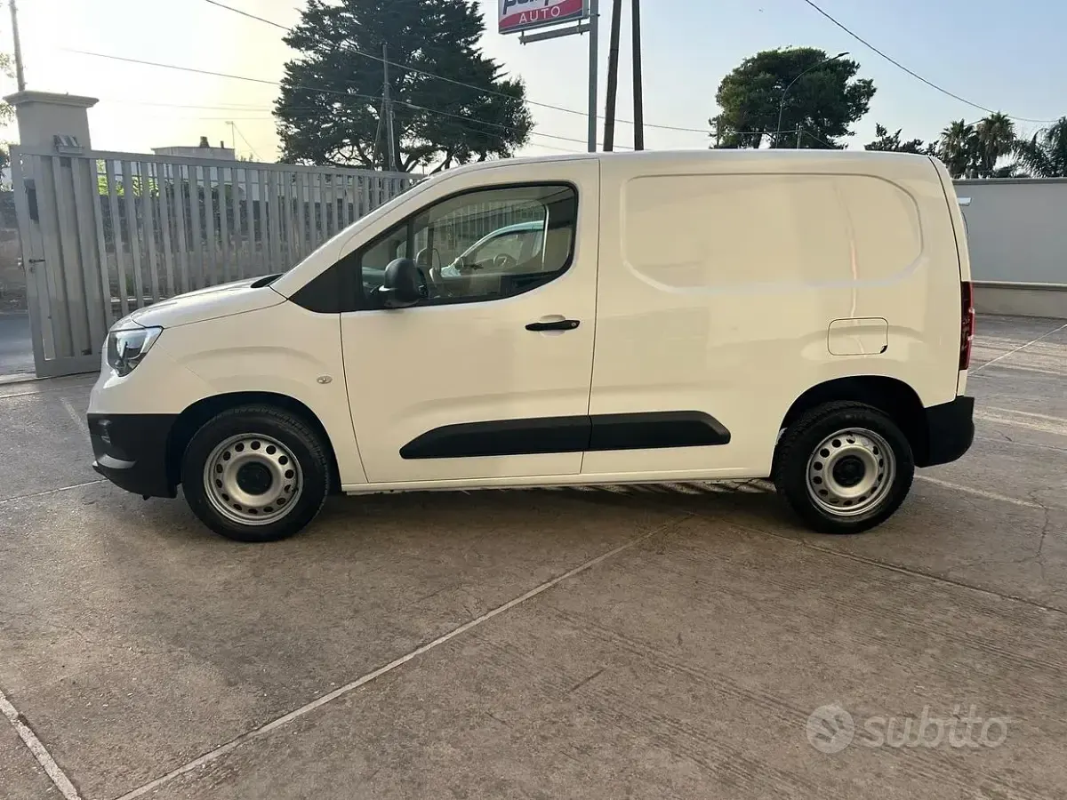 Occasion Opel Combo S 102 PK (75 kW) 2020 Wit MPV