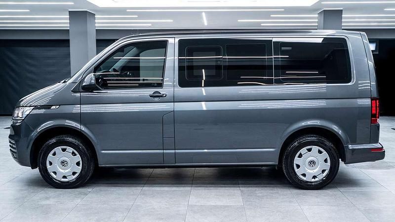 Usata VW T6.1 150 CV (110 kW) 2020 Grigio scuro metall perlato Furgone