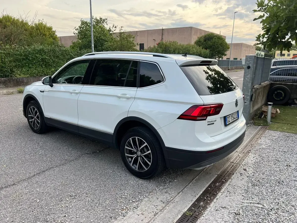 Usata VW Tiguan Sport 150 CV (110 kW) 2020 Bianco SUV