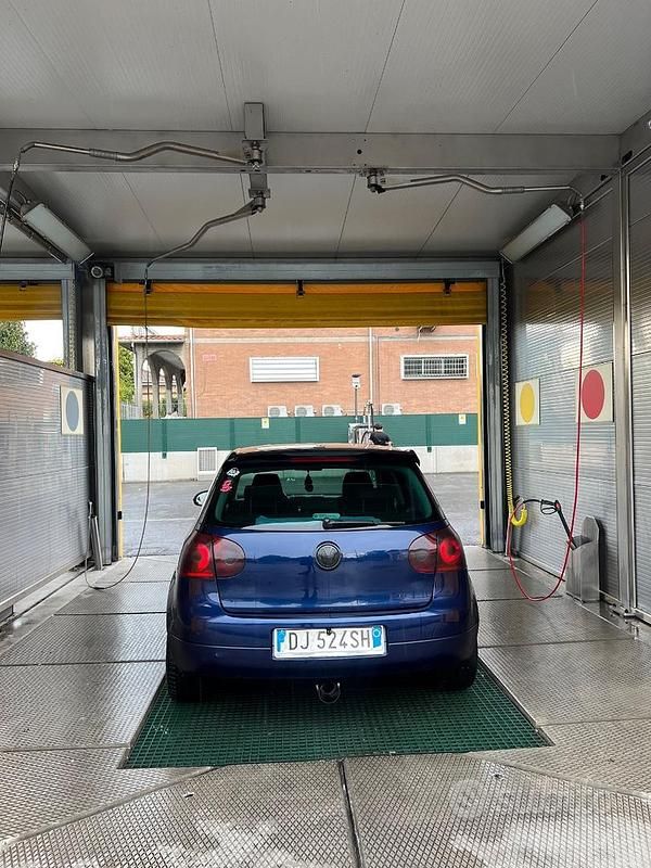 Usata VW Golf V GT 105 CV (77 kW) 2007 Blu Coupé