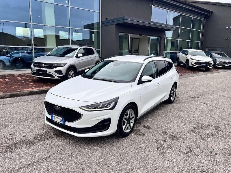 Bianco Usata 2023 Ford Focus Business Edition Station wagon | 17.800 € (Buon prezzo) - Immagine 1/4