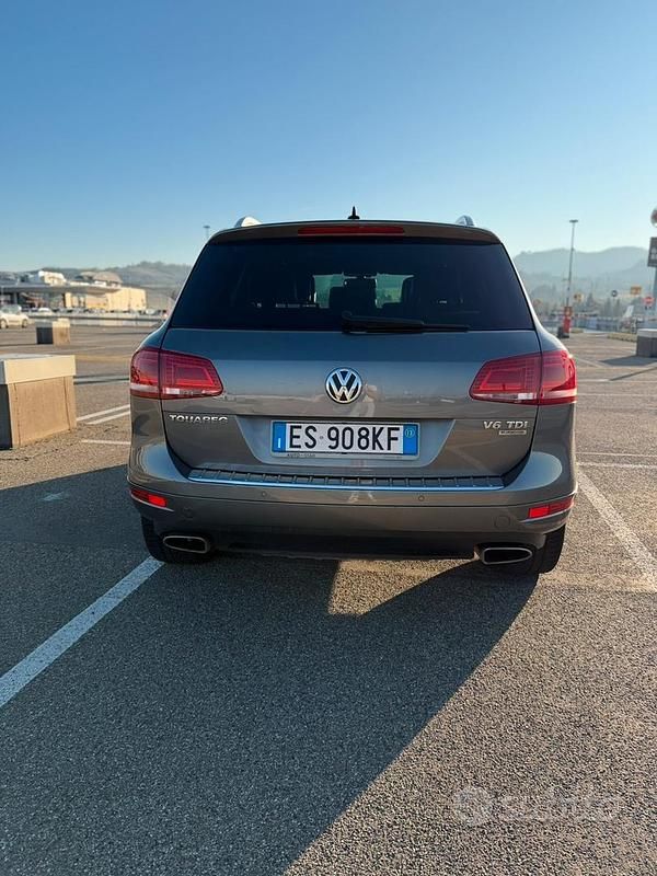 Usata VW Touareg Terrain Tech 245 CV (180 kW) 2013 Grigio SUV