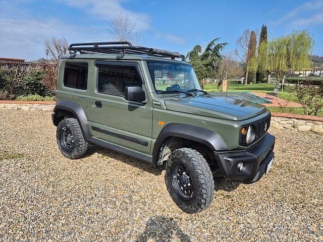 Usata Suzuki Jimny 102 CV (75 kW) 2021 Verde SUV