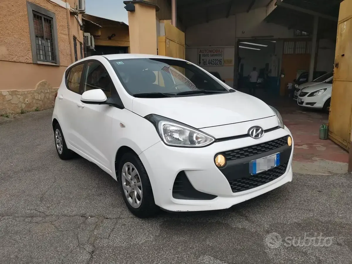 Usata Hyundai i10 Comfort 66 CV (48 kW) 2018 Bianco Utilitaria