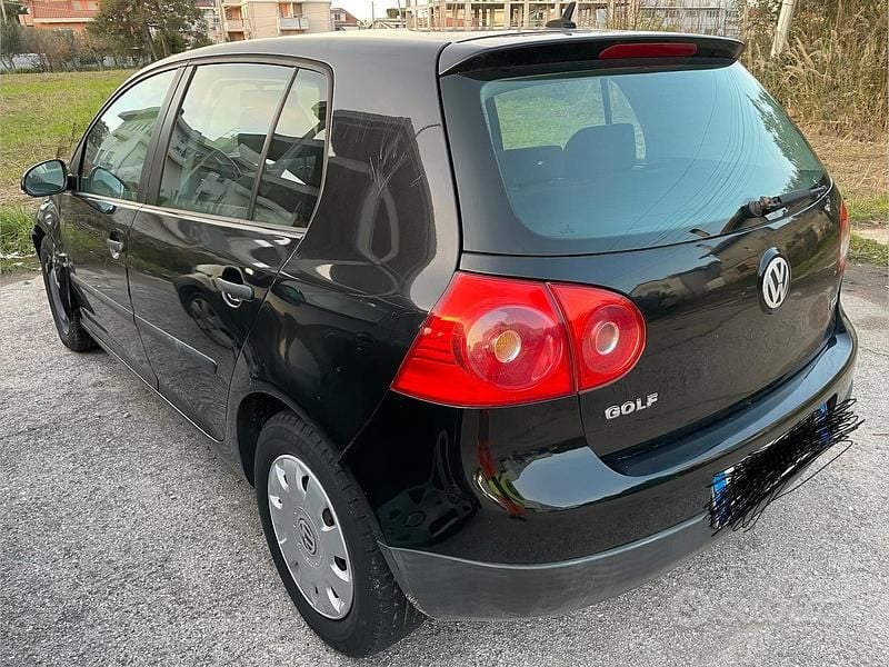 Usata VW Golf Comfortline 2003 Berlina