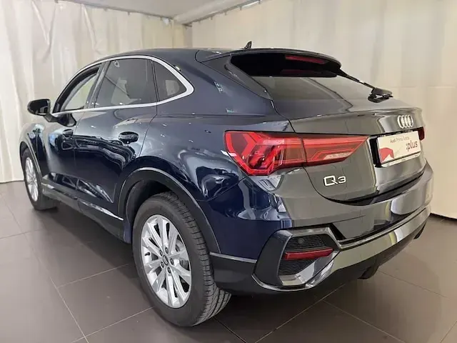 Usata Audi Q3 Sportback Business Plus 150 CV (110 kW) 2020 Blu cosmos metallizzato SUV