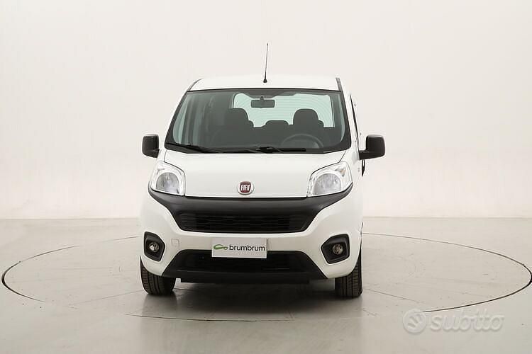 Usata Fiat Qubo Easy 77 CV (56 kW) 2018 Bianco Monovolume
