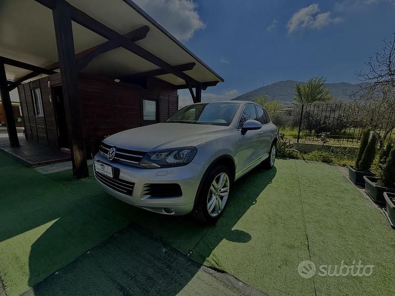 Usata VW Touareg 239 CV (175 kW) 2012 Grigio SUV