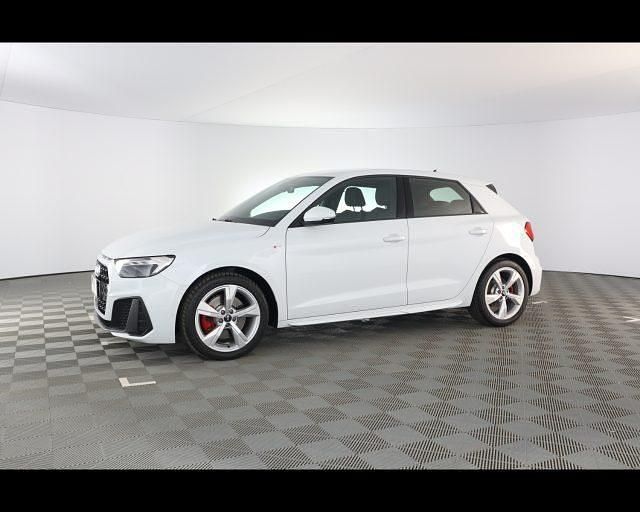 Usata Audi A1 Sportback S-Line 110 CV (80 kW) 2022 Bianco / pastello Utilitaria