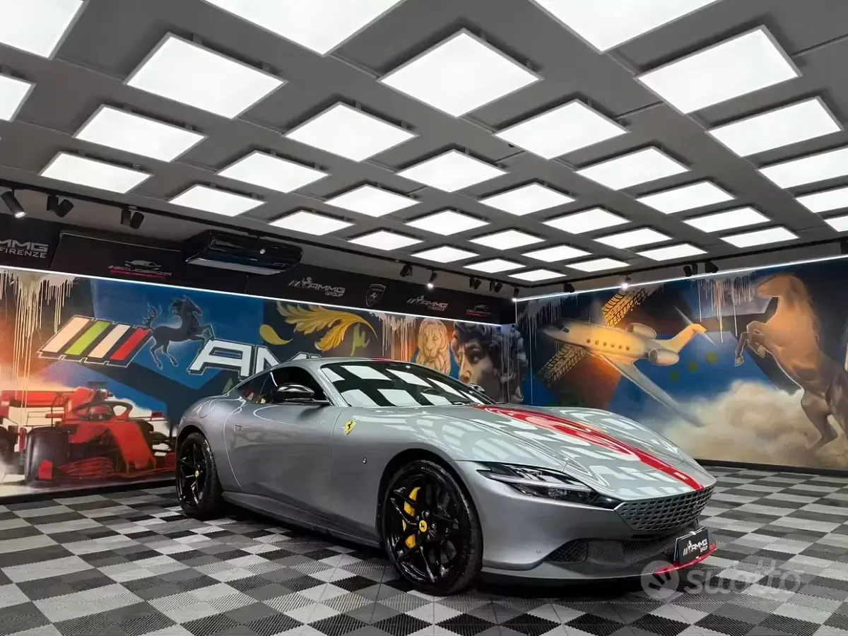 Usata Ferrari Roma 620 CV (456 kW) 2021 Grigio Coupé