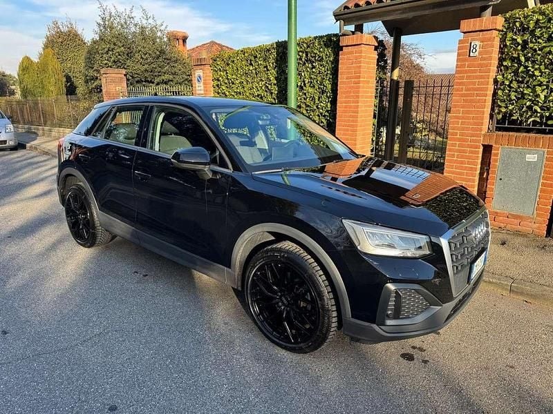 Usata Audi Q2 Advanced 116 CV (85 kW) 2023 Nero SUV