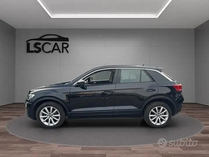 Usata VW T-Roc Advance 116 CV (85 kW) 2018 Nero SUV
