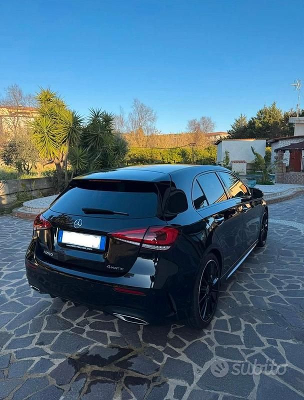 Usata Mercedes A250 224 CV (164 kW) 2022 Nero Berlina