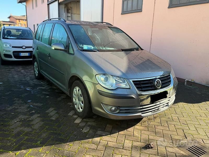 Usata VW Touran 109 CV (80 kW) 2007 Grigio Monovolume