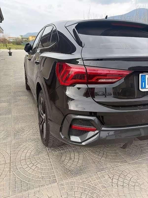 Usata Audi Q3 Sportback S-Line 150 CV (110 kW) 2019 Nero SUV