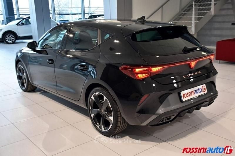 Usata Cupra Leon 150 CV (110 kW) 2025 Nero Berlina