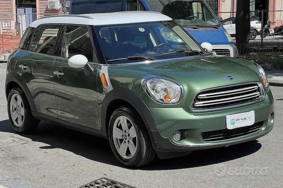 Usata Mini Cooper D Countryman 111 CV (81 kW) 2016 Verde SUV
