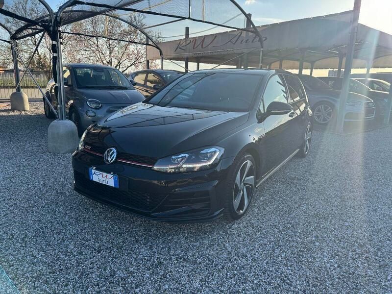 Nero Usata 2017 VW Golf VII Business Due volumi | 21.950 € (Buon prezzo) - Immagine 1/4