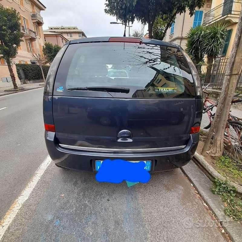 Usata Opel Meriva Cosmo 105 CV (77 kW) 2007 Blu/azzurro Monovolume