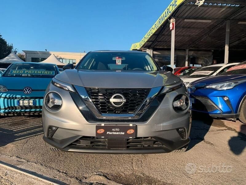Usata Nissan Juke Acenta 114 CV (83 kW) 2023 Grigio SUV
