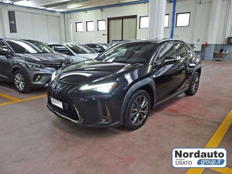 Nero Usata 2020 Lexus UX 250h Sport Line SUV | 28.900 € (Molto cara) - Immagine 1/3