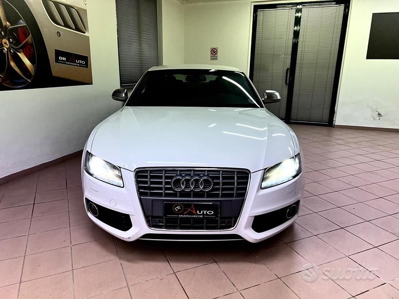 Begagnad Audi A5 354 HK (260 kW) 2007 Vit Sportkupé