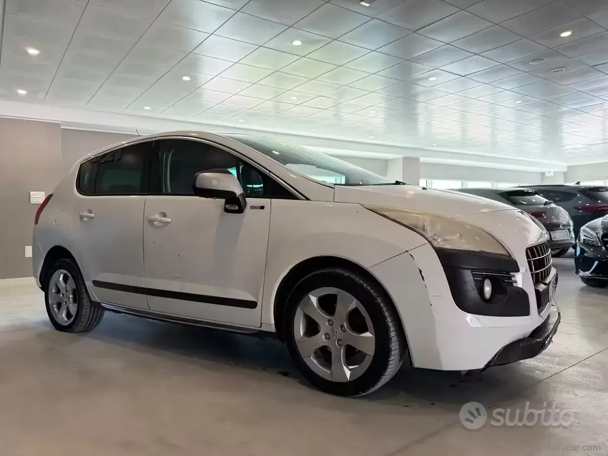 Usata Peugeot 3008 Active 115 CV (84 kW) 2013 Bianco Station wagon