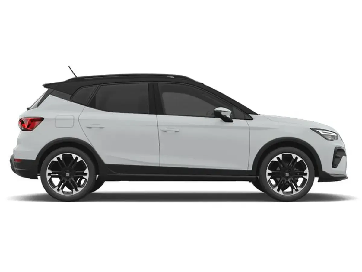 Nuova Seat Arona Black Edition 115 CV (84 kW) 2026 Bianco nevada nero midnight SUV