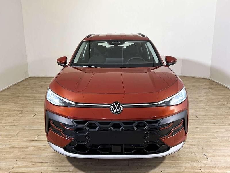 Nuova VW T-Roc Life 116 CV (85 kW) 2026 Rosso SUV