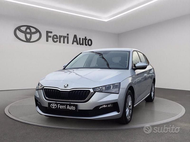 Usata Skoda Scala Ambition 95 CV (69 kW) 2023 Grigio Utilitaria